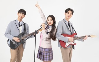 음악 밴드 연습실 스케치, 합주와 화음의 순간 게시물 첨부 이미지